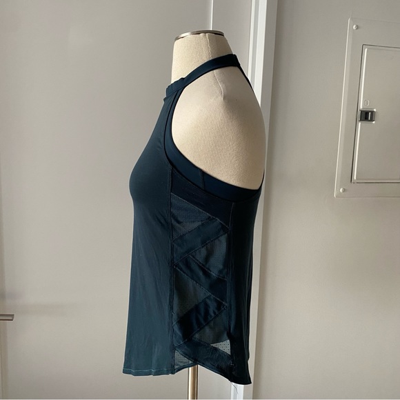 Athleta T Back Lattice Tank in Abyss (Teal Blue Green) XS Built in Bra - Picture 3 of 10